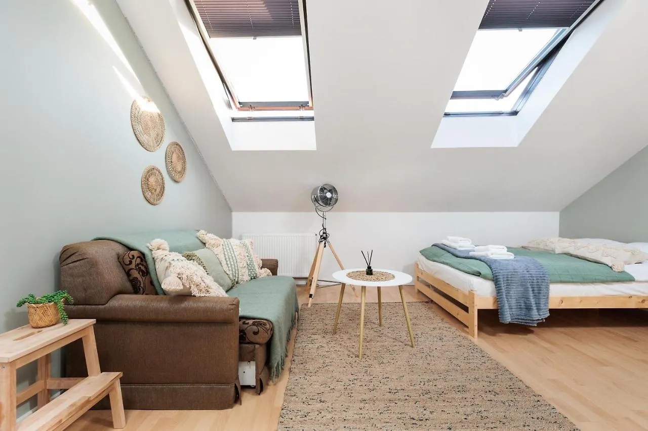 Pastel Grove Suite - By Upstairs Krakow Apartment